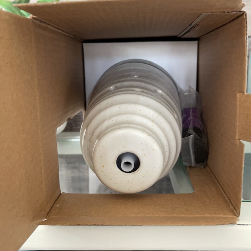 ❤️NEW!!!❤️ Ultrasonic Essential Oil Diffuser. - Picture 11 of 15